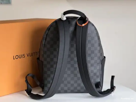 Frstbag ru VUITTON PM LOUIS Discovery Backpack 0412